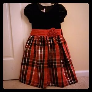 Exquisite young girls party dress